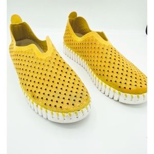 Ilse Jacobsen Tulip 139 Perforated Slip-On Sneakers